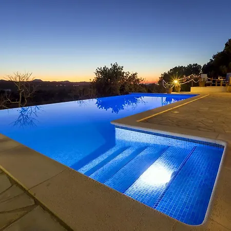 Senora Villa *