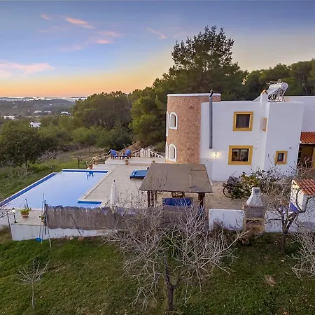 Senora Villa San Antonio (Ibiza)